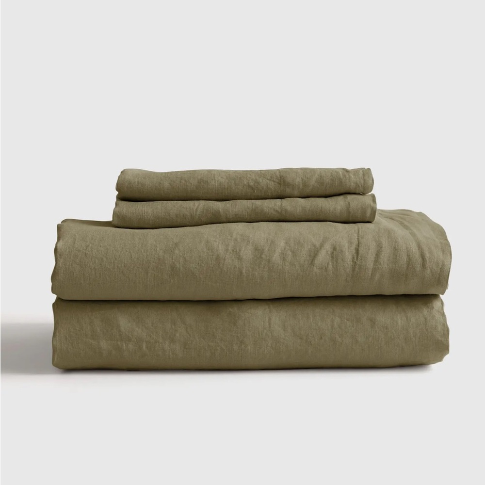 NWOT QUINCE European Linen Sheet Set Aloe